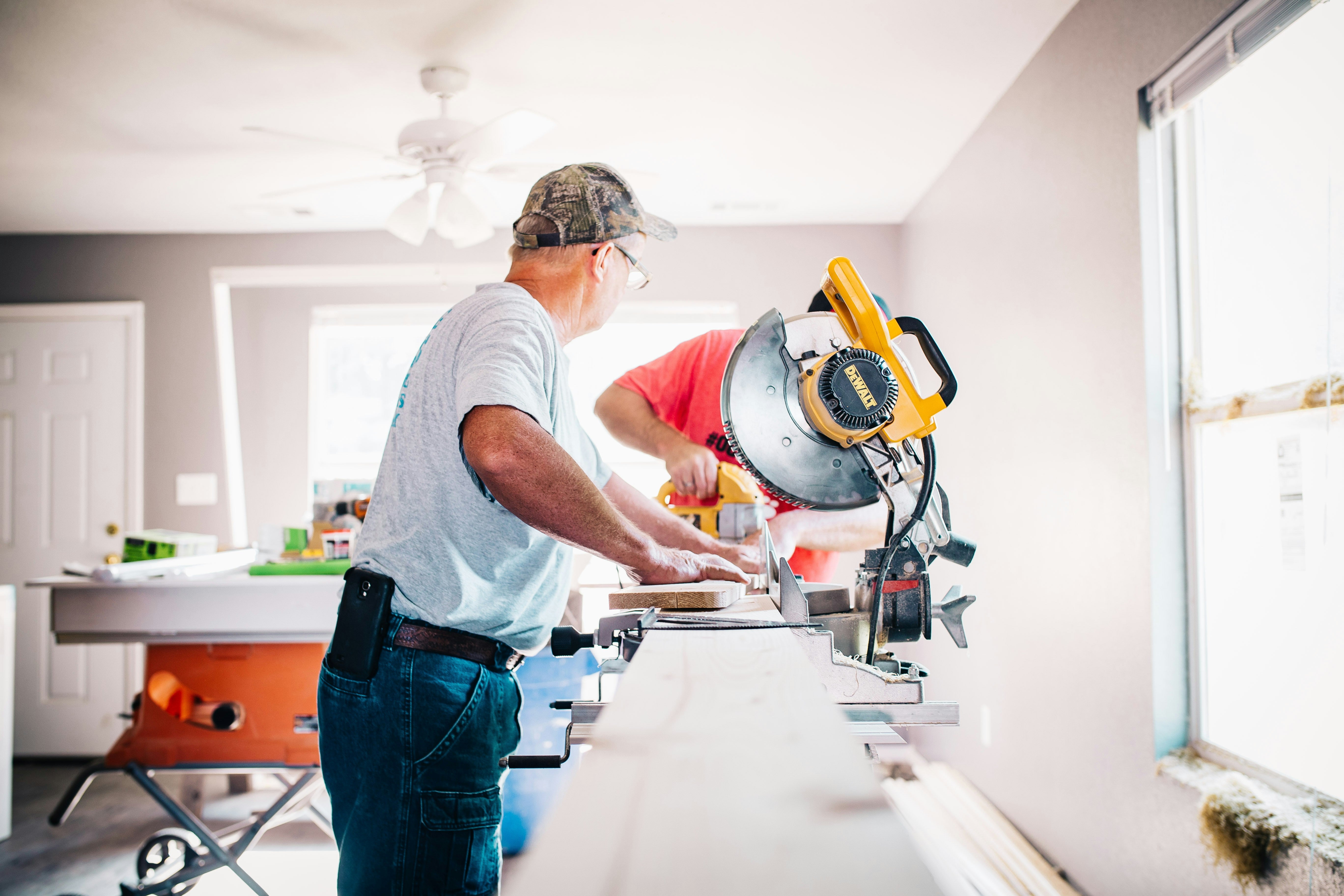 How Remodeling Professionals Elevate Your Home Improvement Experience
