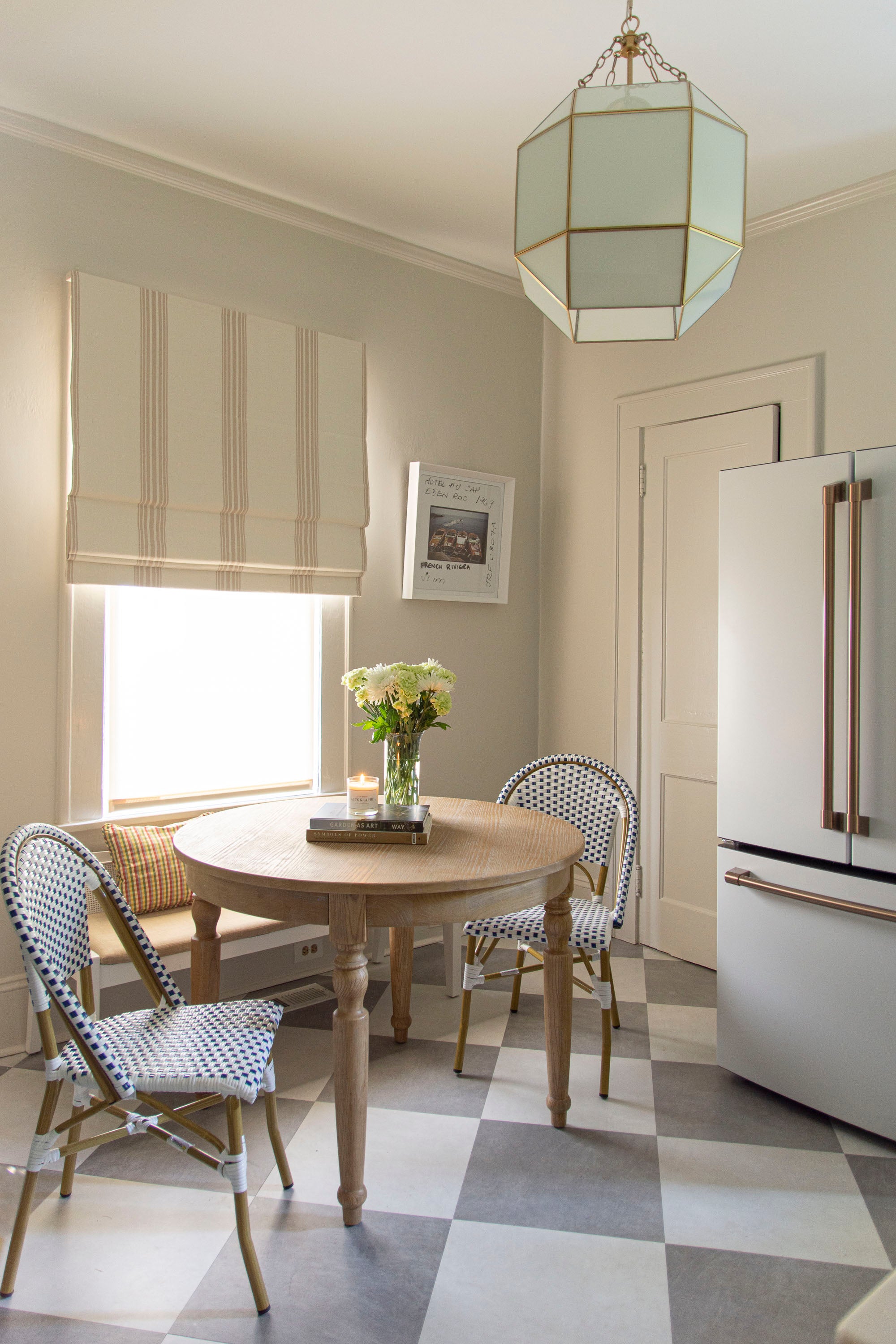 Before & After: A Bistro-Inspired Breakfast Nook
