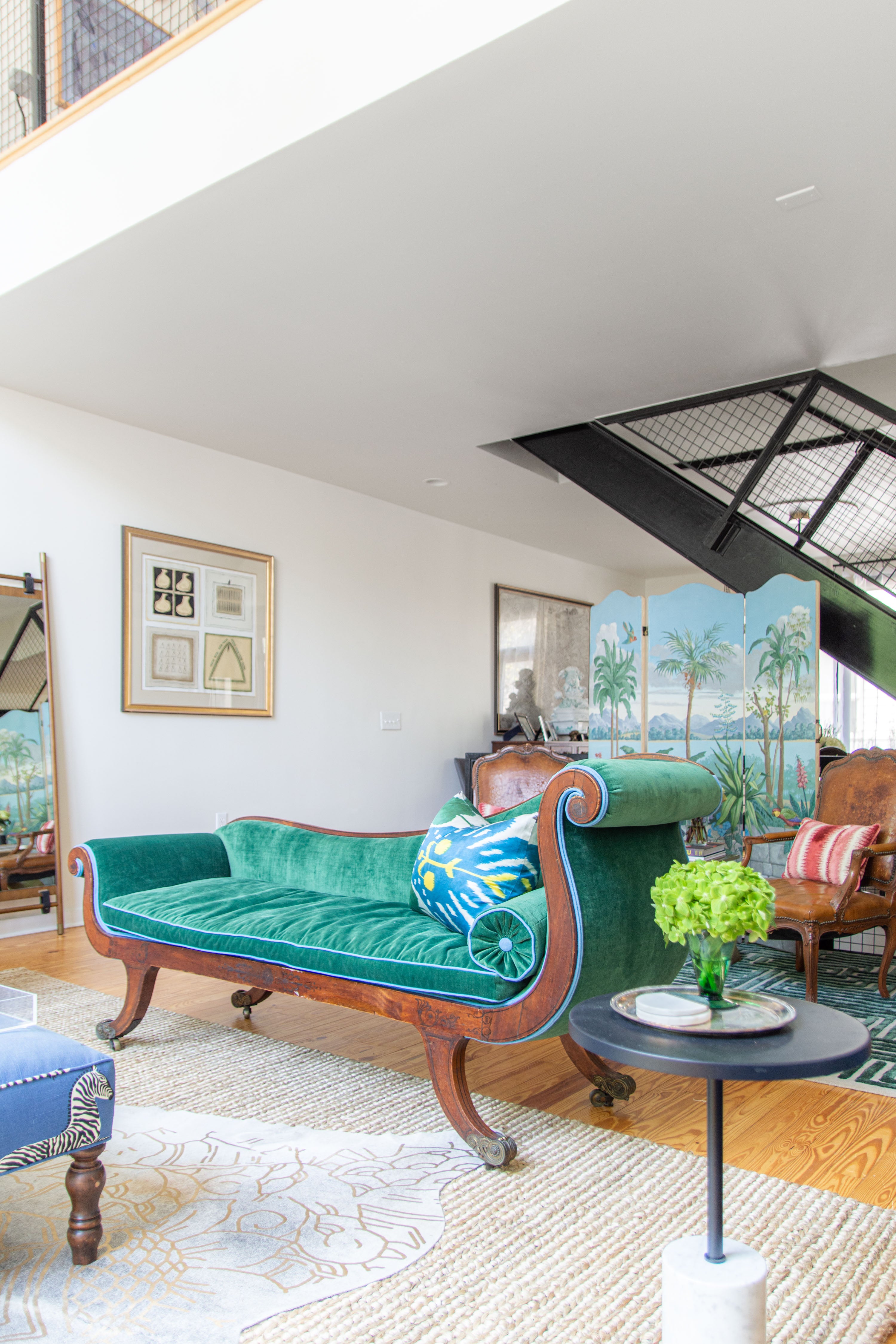 Regencycore living room ideas, New Regency style interior design studio tips