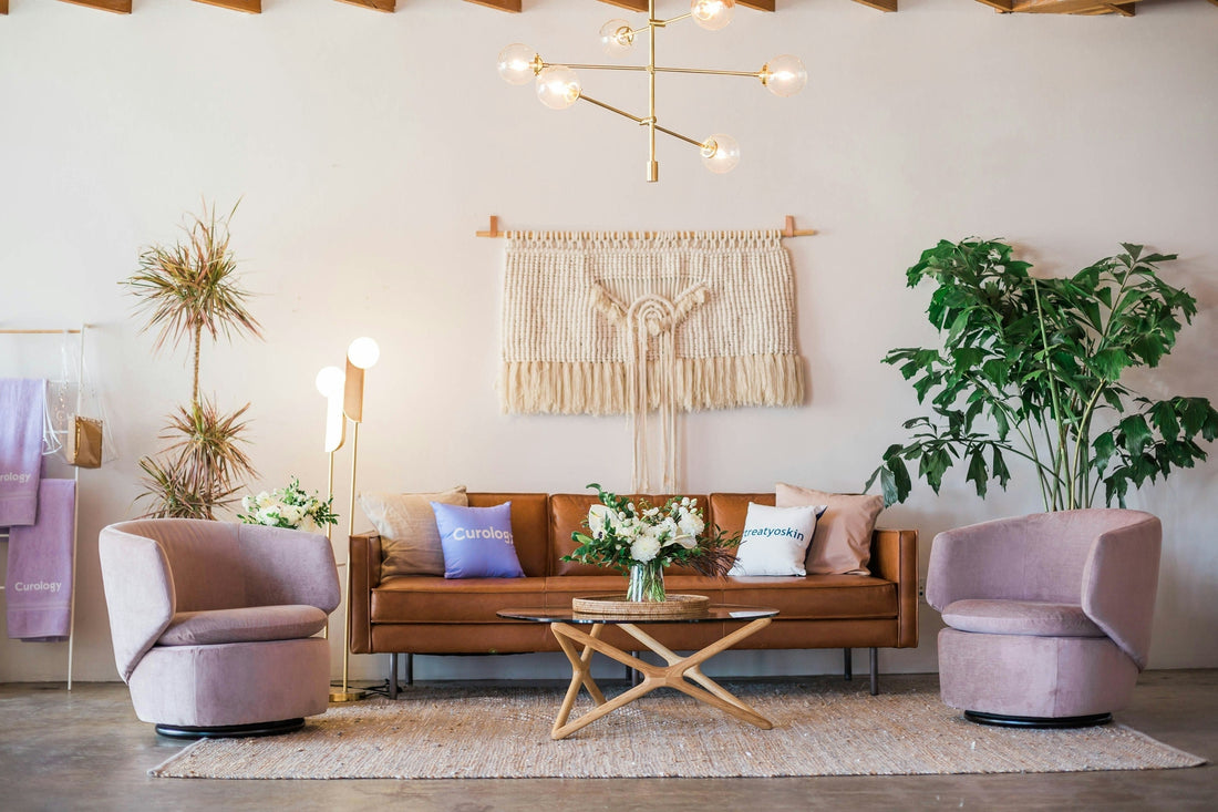 The Art of Layering: Combining Textures and Patterns for a Cohesive Interior