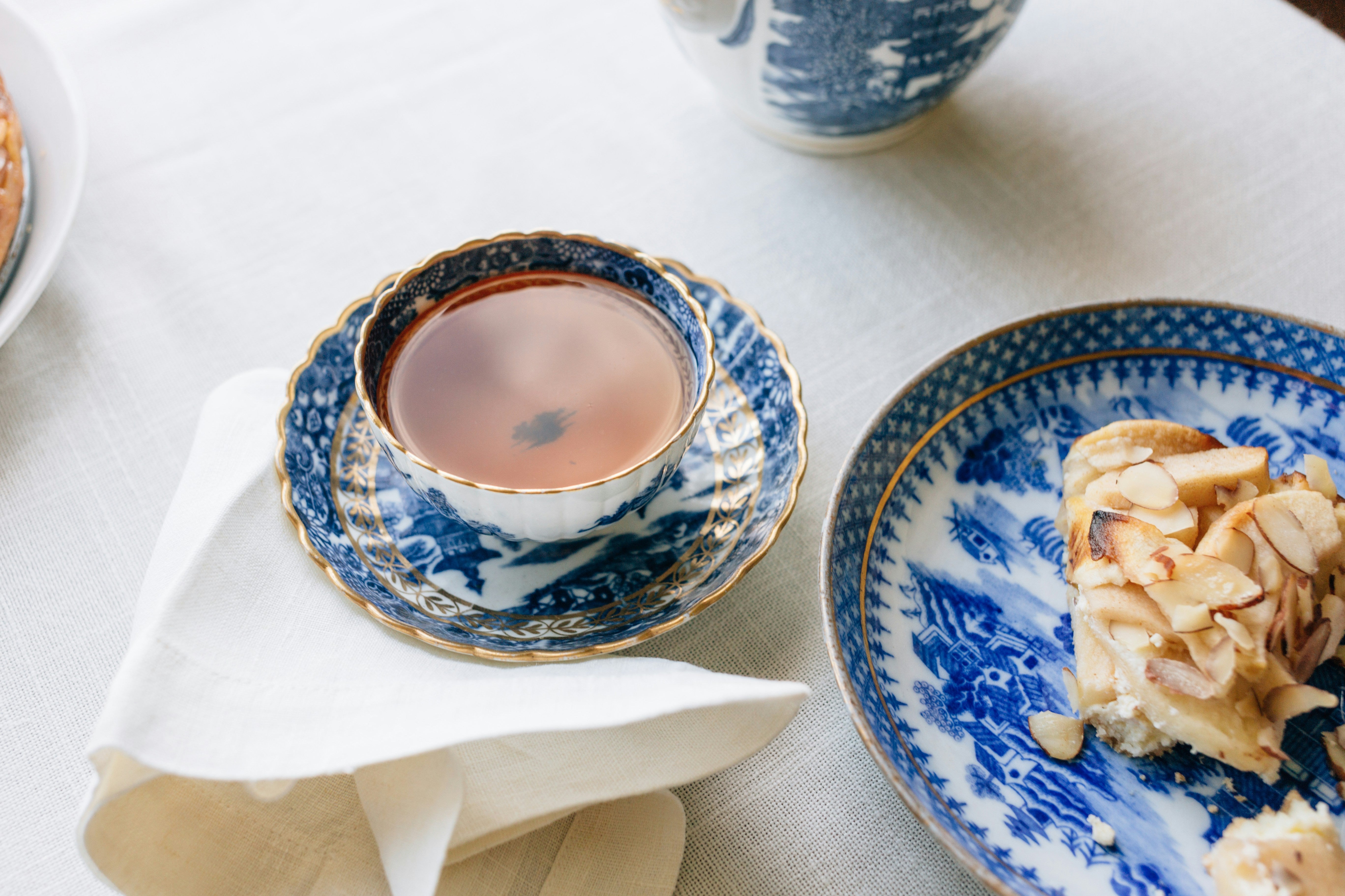 Kitchen and Dining: Asian-Inspired Tableware & Accessories