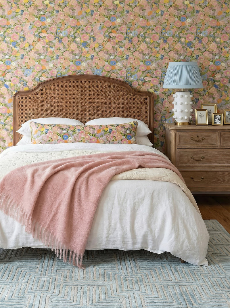 How to Hang Wallpaper: A Step by Step Guide