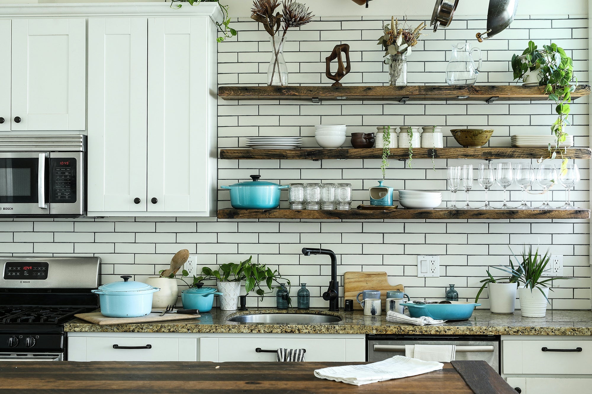 From Storage to Style: How Cabinets Shape Your Kitchen