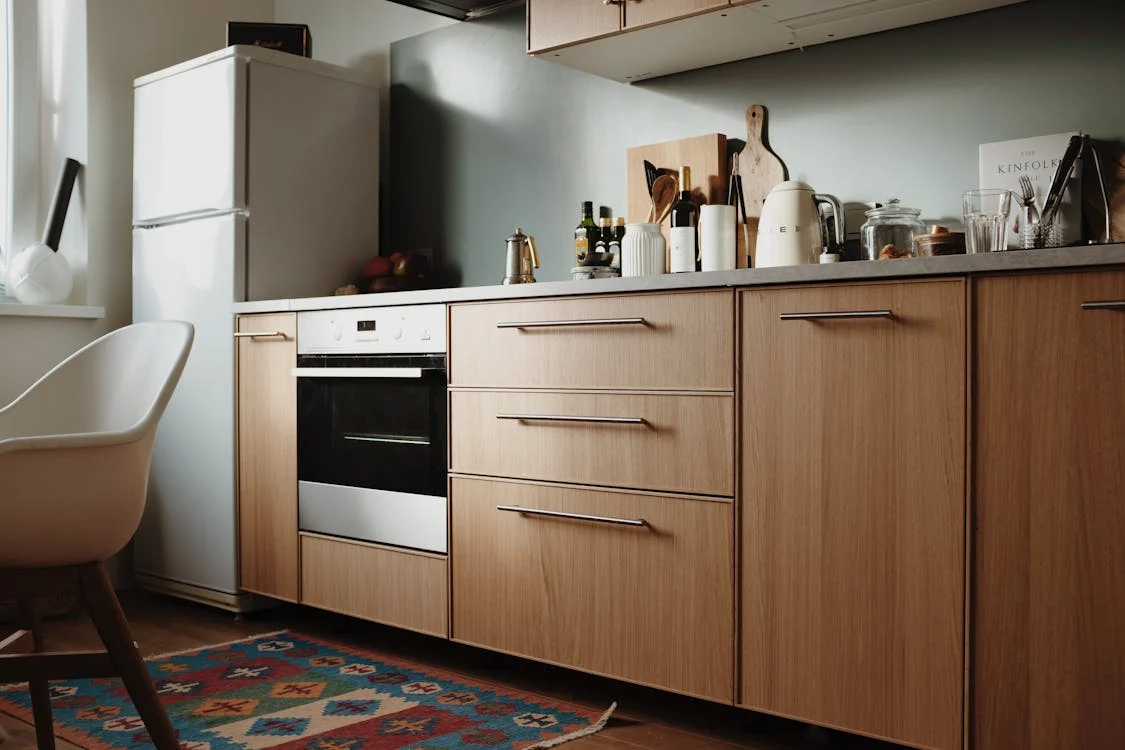 Maximizing Space: Creative Storage Solutions for Small Kitchens