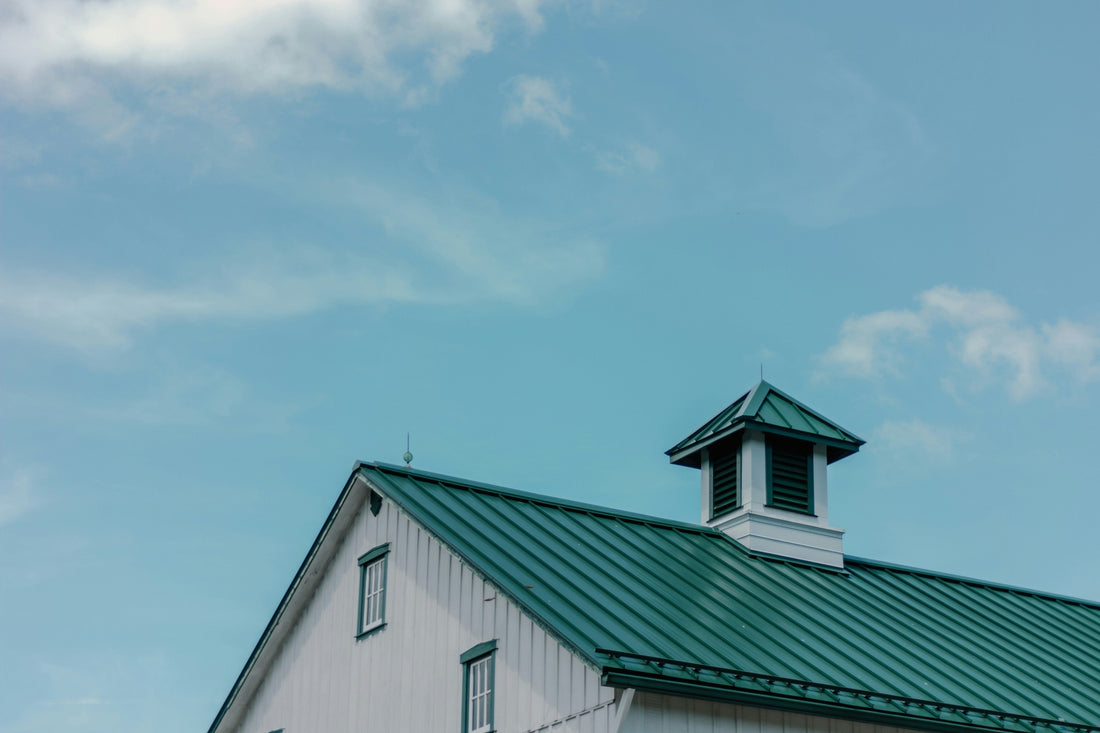 The Ultimate Guide to Choosing the Right Material for Your Roof