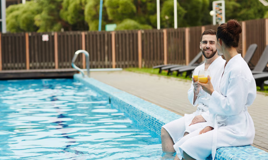 Why You Should Consider Professional Pool Cleaning Services