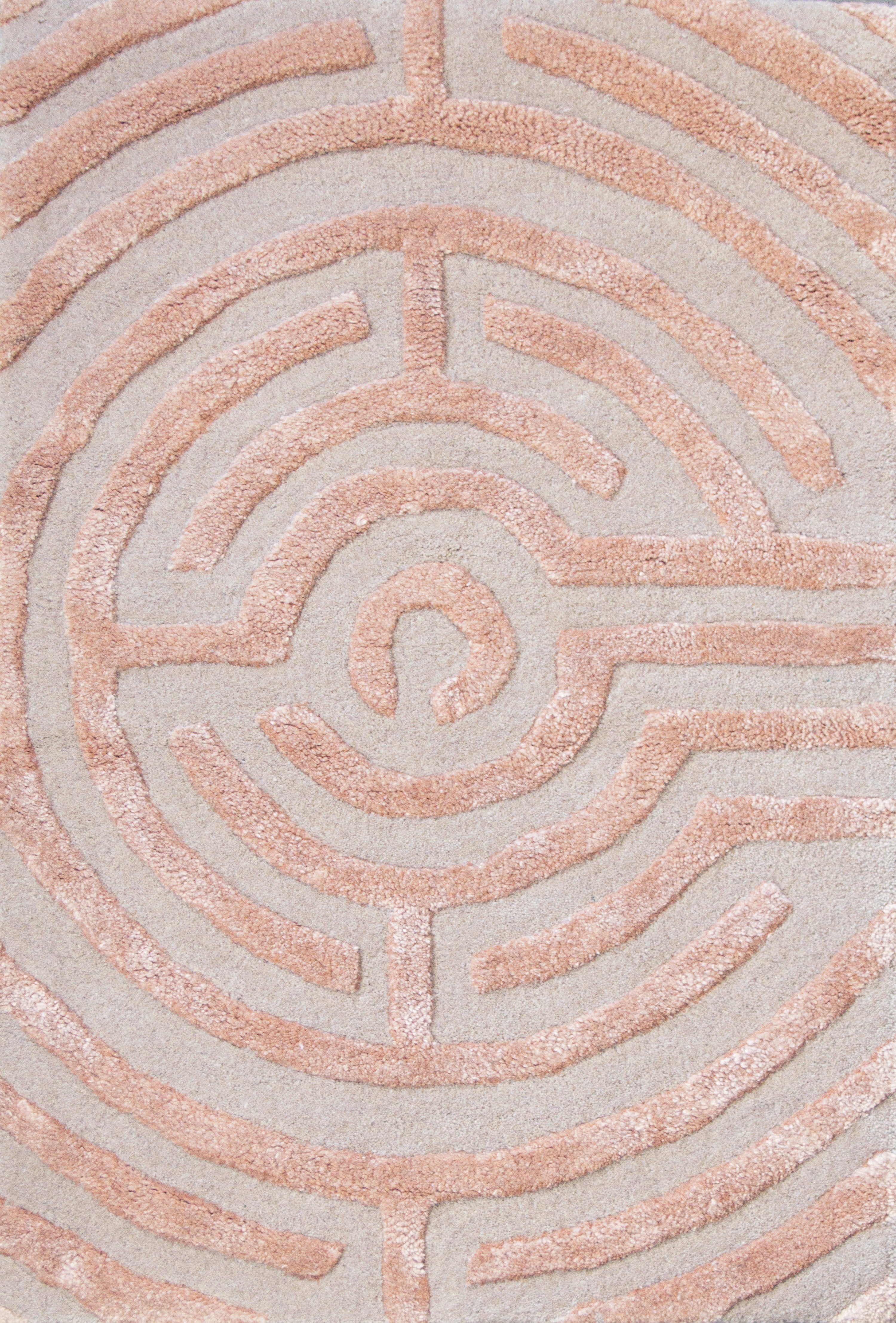 Lucca Hand-Tufted Maze Rug