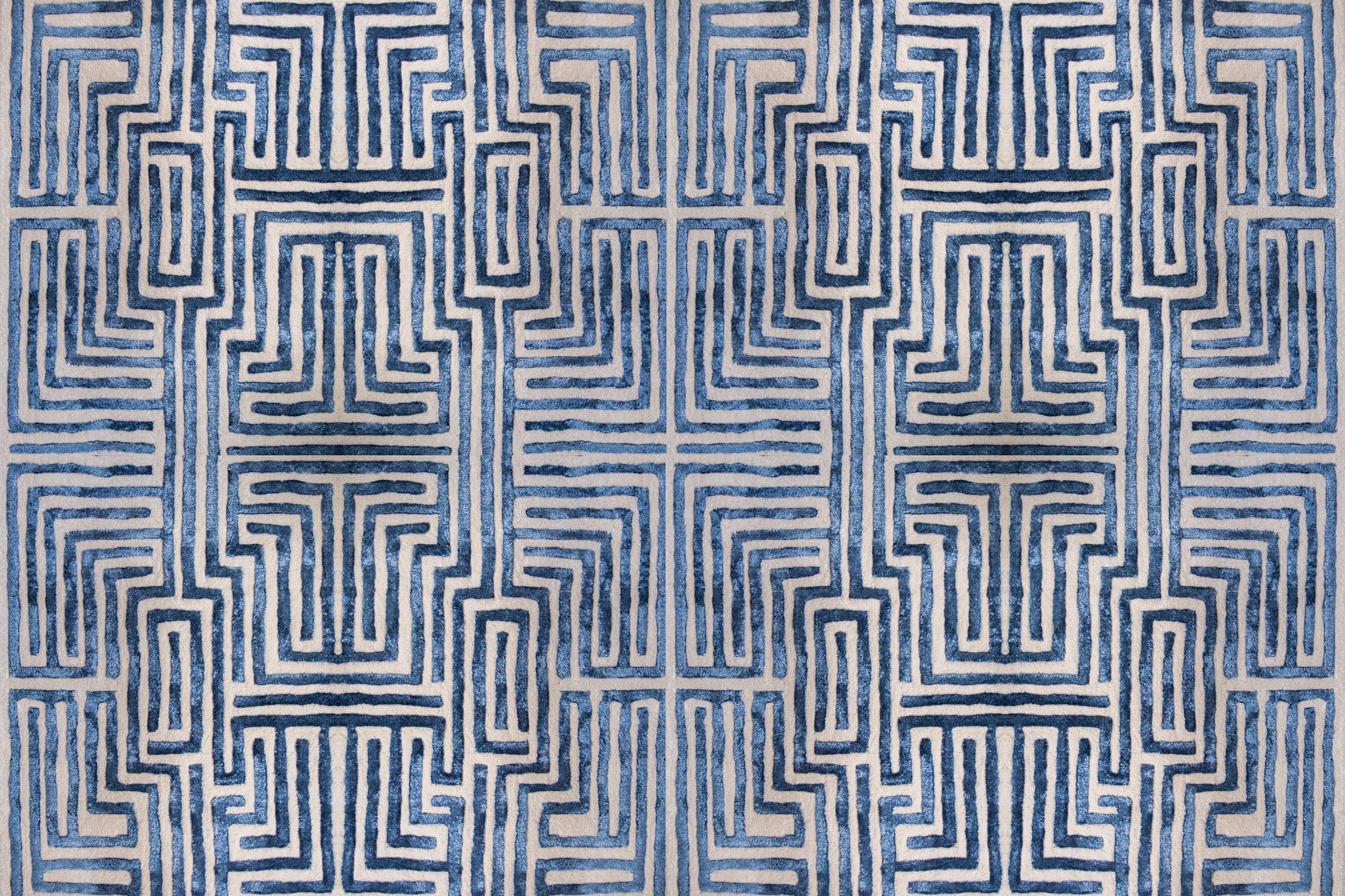 Knossos Hand-Tufted Maze Rug