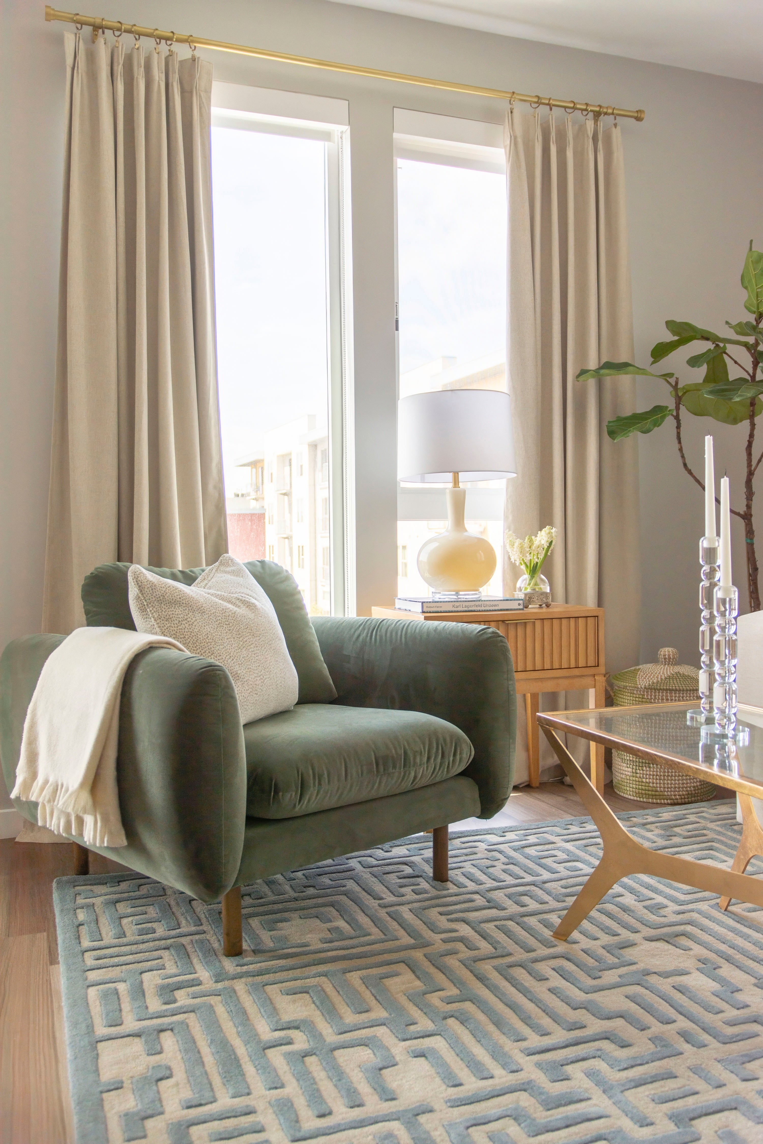 Theseus Hand-Tufted Maze Rug