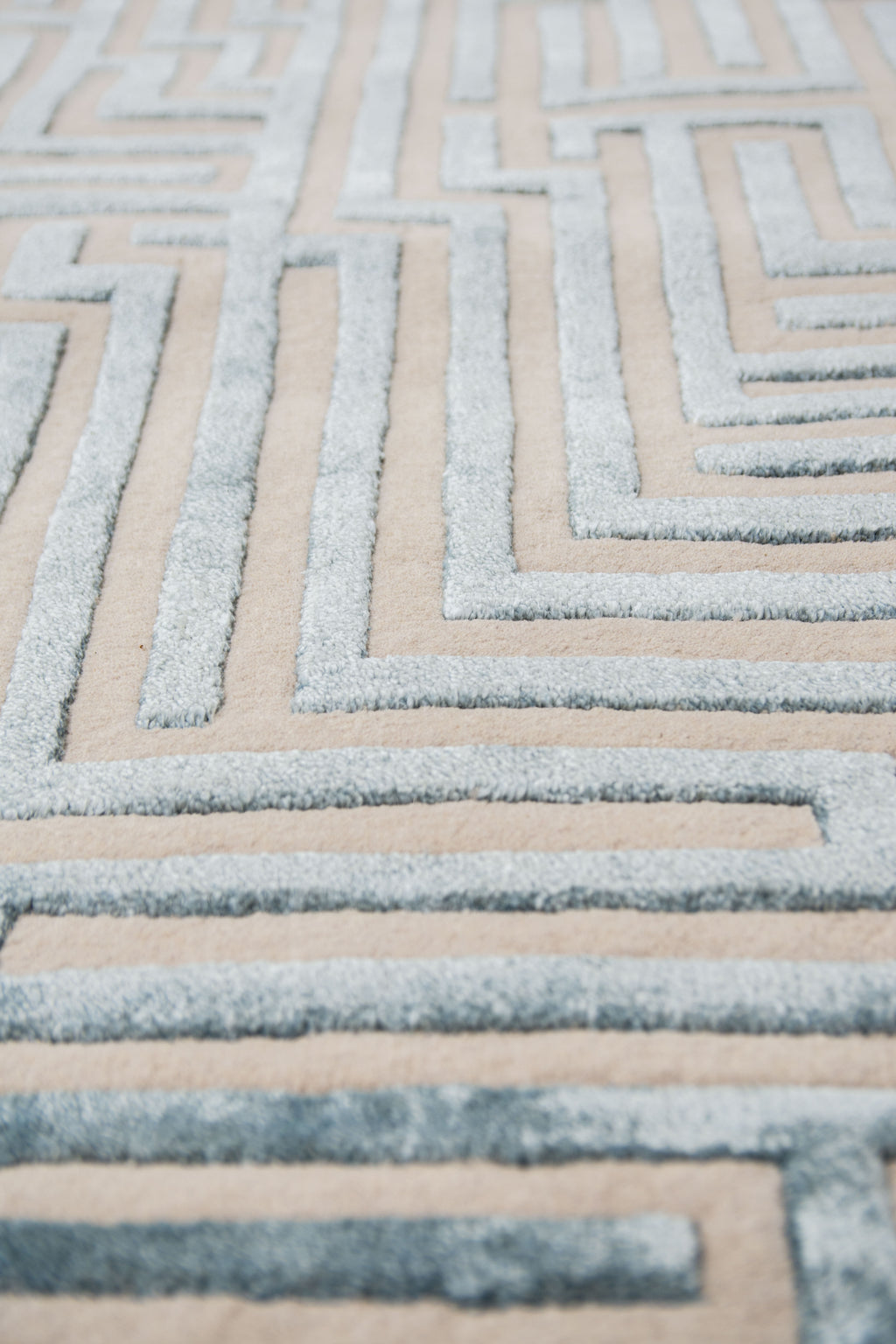 Anatolia Hand-Tufted Maze Rug