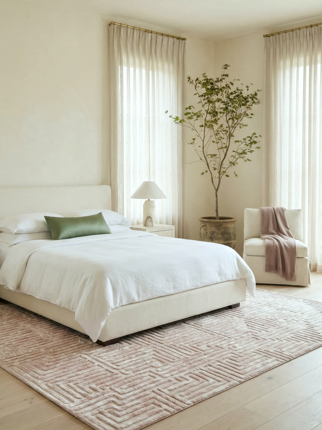 Knossos Hand-Tufted Maze Rug